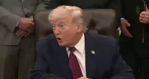 @🇮🇷LiveIranNews🇮🇱: ⚡🇺🇸پرزیدنت ترامپ، رئیسجمهور ایالات متحده: رژیم تروریستی جمهوری اسلامی بار دیگر برای بستن تنگه هرمز دست به تلاش زده اما قادر به باجگیری از آمریکا نیست/مذاکرات در جریان است و با وجود رفتارهای تکراری