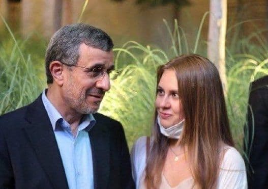 @𝐍𝐢𝐨𝐡 𝐁𝐞𝐫𝐠 🇮🇷 ✡︎: It was always alleged that Mahmoud Ahmadinejad is a crypto-Jew who has been collaborating with Israel for some time.
Given that his street security was bombed in Hour 1 of the war and he suddenly van