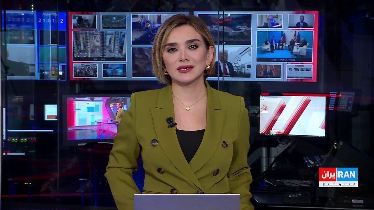 @ايران اينترنشنال: ترامپ: مذاکرات اسلامآباد آخرین فرصت تهران است
تنها دو روز مانده به پایان آتشبس، دونالد ترامپ گفت نمایندگان آمریکا دوشنبه برای مذاکره با جمهوری اسلامی در اسلامآباد خواهند بود. او هشدار داد این آخرین