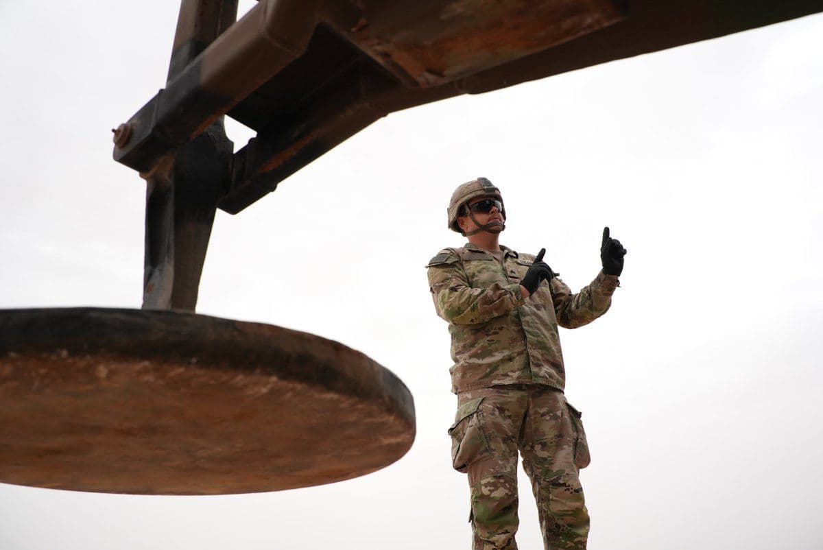 @Open Source Intel: CENTCOM: U.S. Army Soldiers provide logistics support in the U.S. Central Command area of responsibility.