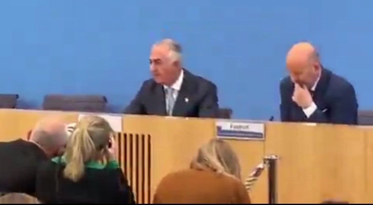 @🇮🇷LiveIranNews🇮🇱: 🚨His Imperial Majesty Shahanshah of Greater Iran Reza Shah II delivers a devastating exposé on the true face of the Islamic Republic's terrorist regime's pawns/His Imperial Majesty Shahanshah of Grea