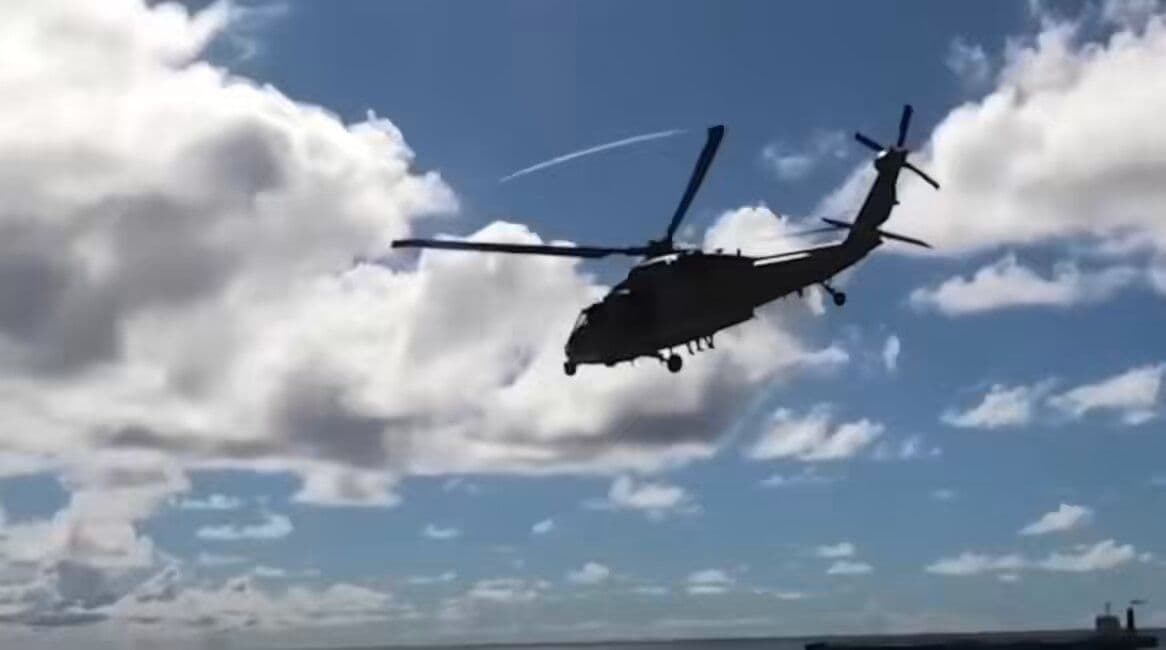 @WarMonitor🇺🇦🇬🇧: US military yesterday boarded an Iranian sanctioned tanker called Majestic in the Indian Ocean.