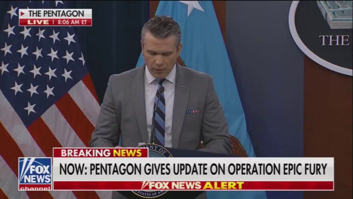 اطلاعات باز در دفاعی: وزیر دفاع هگزت:
حصار هر ساعت شدیدتر میشود. ما کاملاً در کنترل هستیم، هیچ چیز وارد نمیشود و هیچ چیز خارج نمیشود. سپاه پاسداران به یک گروه خواربار با پرچم تبدیل شده است.