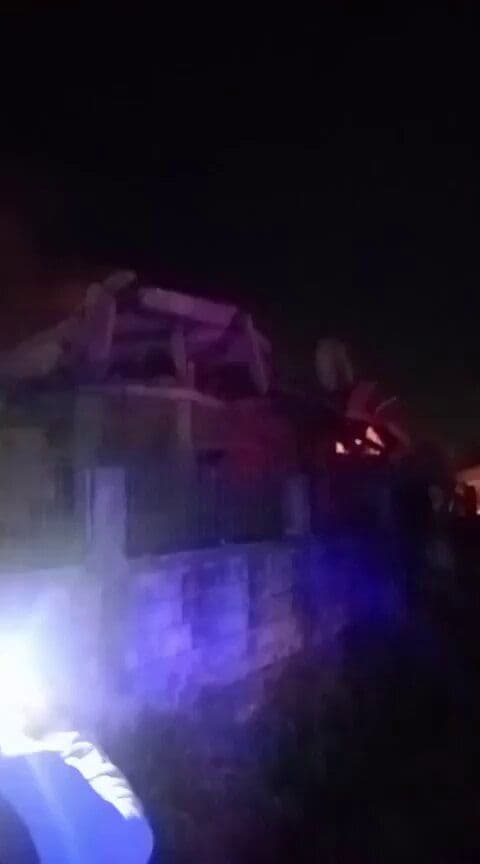 @Open Source Intel: Airstrike on a house in Qlaileh, southern Lebanon. Likely a targeted elimination.