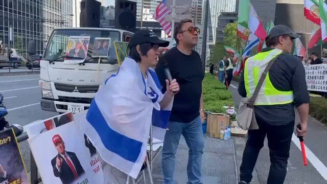 @𝐍𝐢𝐨𝐡 𝐁𝐞𝐫𝐠 🇮🇷 ✡︎: A brilliant Japanese man, @Joseph2709 holds a speech in support of the Iranian people and the Shah. If only our people had more friends like this.
🇯🇵🇮🇷
------
"True friends are those who help y