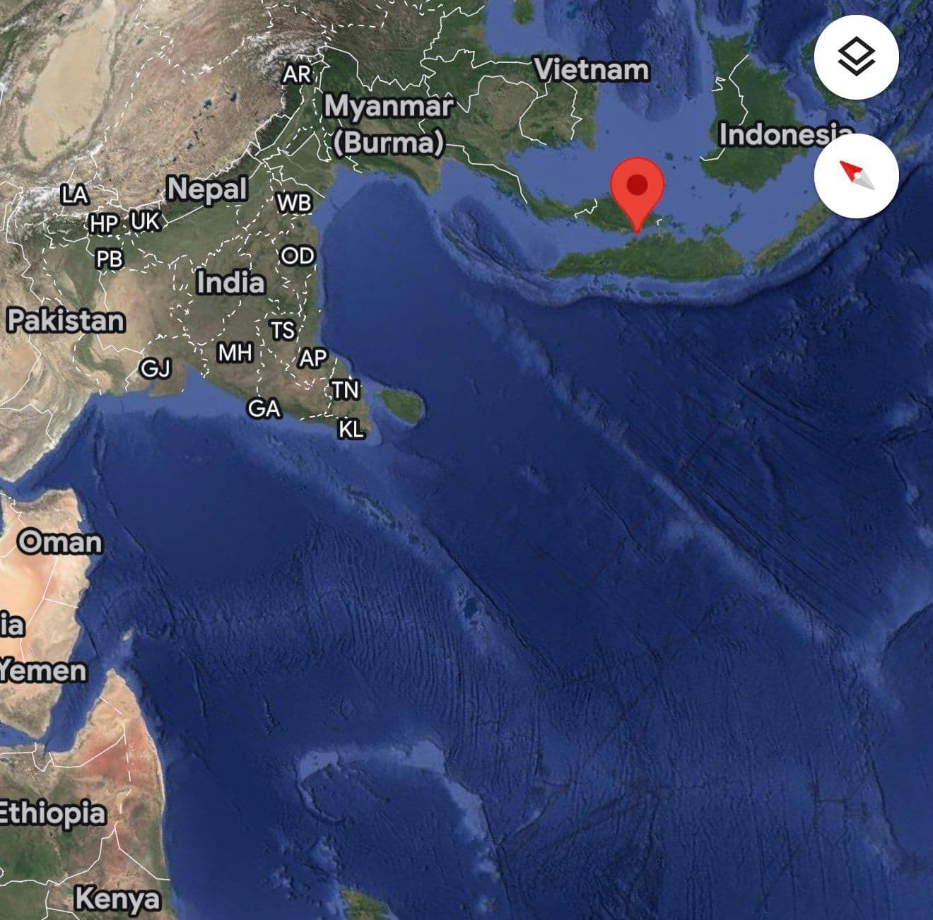 @Open Source Intel: The U.S. Navy says it has now intercepted or redirected at least 7 Iranian linked vessels since the blockade began.
Touska, April 19. Hard seizure. USS Spruance fired on it, Marines boarded.
M/T Tif