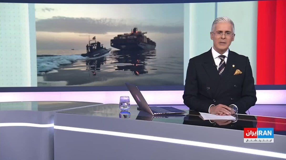 @ايران اينترنشنال: وزارت خزانهداری آمریکا، در چارچوب کارزار «خشم اقتصادی»، ۳۵ فرد و نهاد مرتبط با ساختار بانکداری سایه جمهوری اسلامی را تحریم کرد. این شبکهها جابهجایی دهها میلیارد دلار برای دور زدن تحریمها، فروش غی