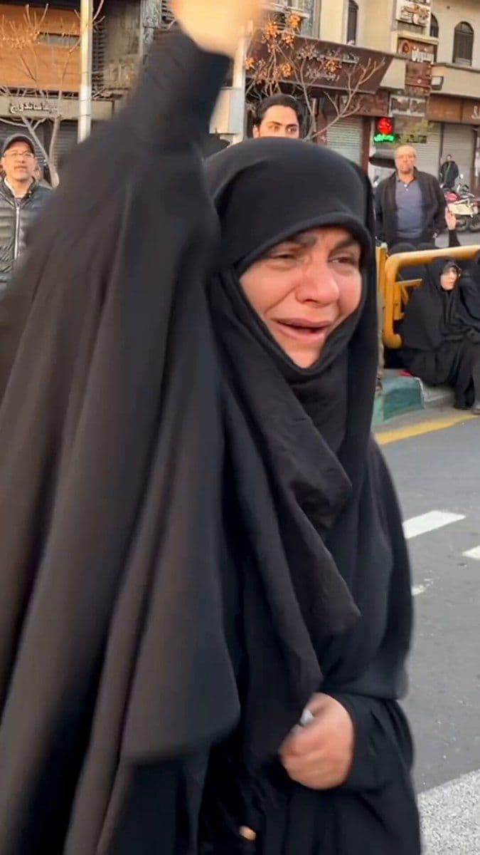 @𝐍𝐢𝐨𝐡 𝐁𝐞𝐫𝐠 🇮🇷 ✡︎: Whatever brings these demons tears, brings me life and joy.
The day Ali Khamenei was blown up and seeing his followers weep very likely extended my lifespan from sheer happiness.