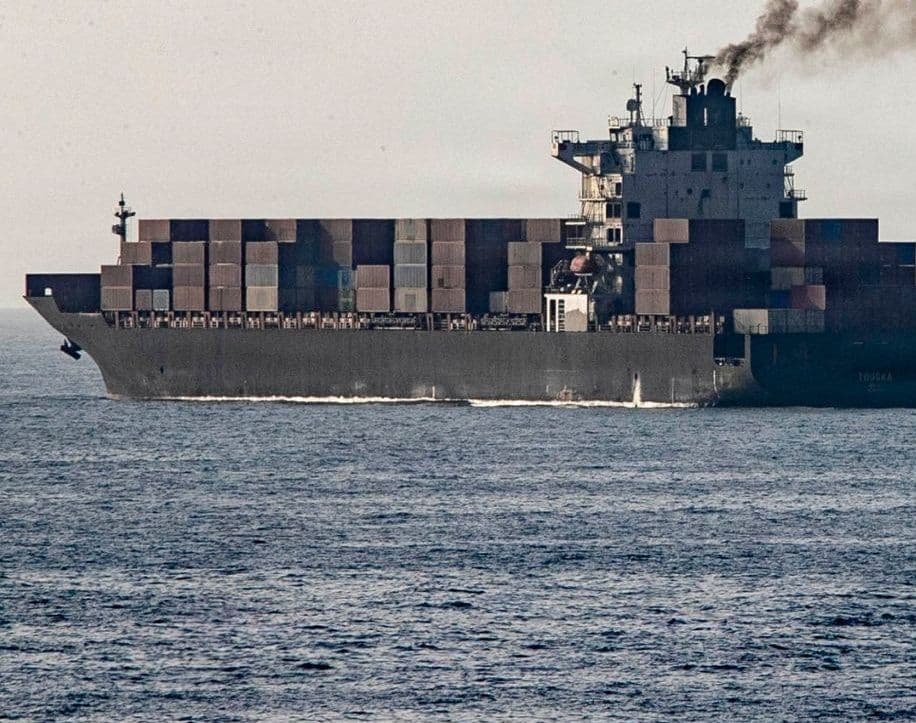 @🇮🇷LiveIranNews🇮🇱: ⚡🇺🇸🇵🇰🦀Transfer of Tosca Ship Crew After Seizure in Strait of Hormuz and Return of Ship to Original Owner/Hawkins Teams Spokesperson for U.S. Central Command CENTCOM announced that the 22 crew mem