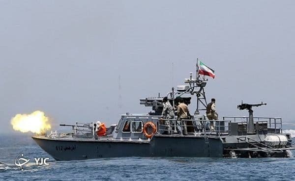 @🇮🇷LiveIranNews🇮🇱: ⚡🇺🇸🦀دروغسازی مضحک خبرگزاري تروریستی تسنیم برای جا زدن نیروهای مسلح سپاه بهعنوان «مردم»/رسانه وابسته به رژیم تروریستی جمهوری اسلامی با وقاحت مدعی شده آمریکا به ۲ قایق حامل «مردم» حمله کرده و ۵ نفر
