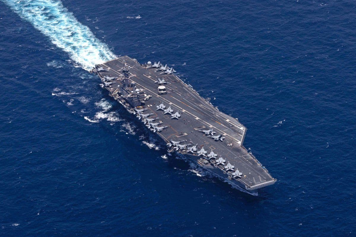 @Open Source Intel: CENTCOM:
USS George H.W. Bush (CVN 77) transits the Persian Gulf as U.S. forces enforce the naval blockade against Iran from the Gulf of Oman and support Project Freedom in the Strait of Hormuz. The