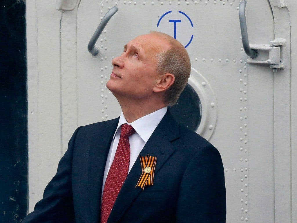 @Visegrád 24: Zelensky’s Political Masterstroke: Now Ukraine is deciding whether to allow Putin to hold a military parade on Red Square.
On April 29th, Putin called the White House and asked Trump to relay a propo