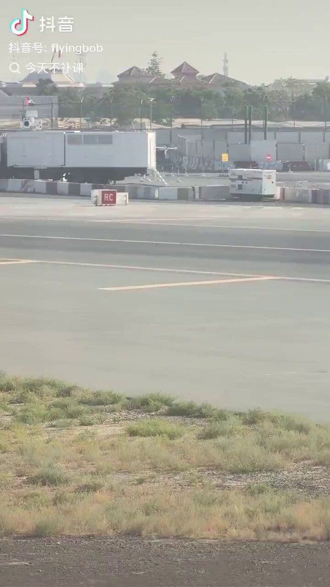 @Babak Taghvaee - The Crisis Watch: The UAE Armed Forces are now relying on the Chinese-made Guangjian-21A (Light Arrow-21A) laser defense system, in order to protect Dubai International Airport from any incoming one-way attack drones l