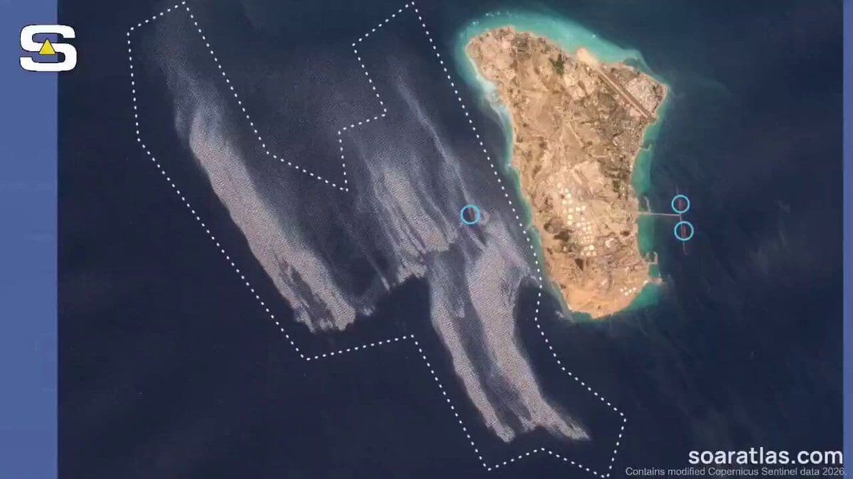 @Babak Taghvaee - The Crisis Watch: BREAKING: Satellite imagery released by Soar Earth shows massive oil pollution around Kharg Island in the Persian Gulf, southern Iran, as a result of what appears to be explosions involving oil pumps