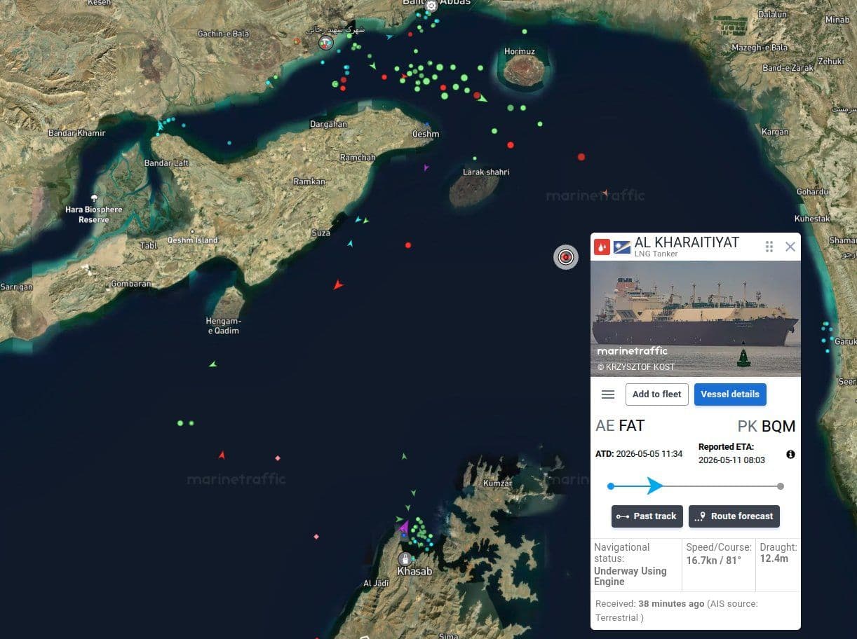 @Open Source Intel: According to MarineTraffic and shipping data, the Qatari LNG carrier is navigating the Iran approved route near Larak Island en route to Port Qasim in Pakistan. If successful it would be the first Qat