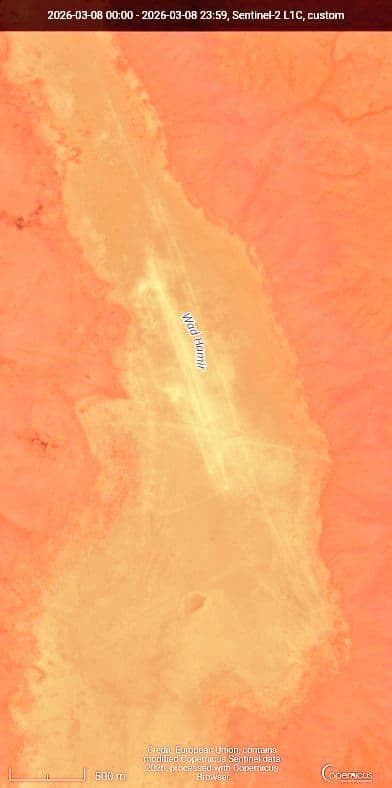 @Open Source Intel: During Operation Epic Fury, Iraqi citizens near the Najaf Desert reported jets and troop carrying helicopters overhead.
Many assumed the U.S. or Israel was arming Kurdish forces for a ground invasion