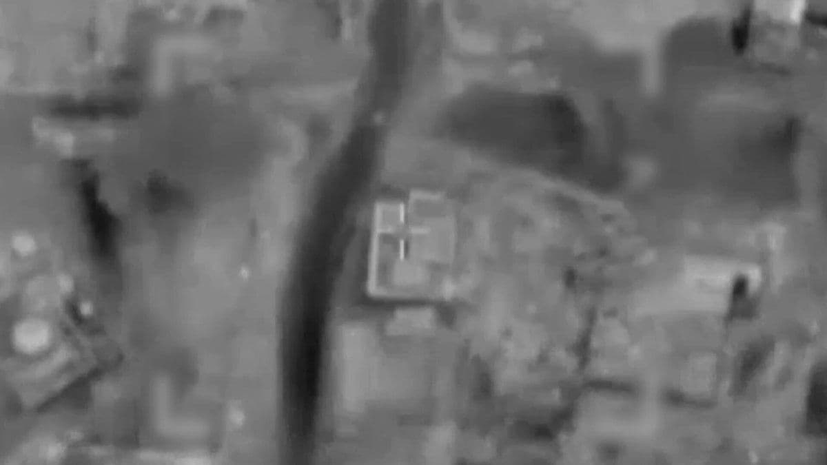 @Open Source Intel: IDF: Several Hezbollah rockets fired at Israeli troops in southern Lebanon were intercepted. No injuries reported.
The military also confirmed an airstrike yesterday killed a Hezbollah operative who
