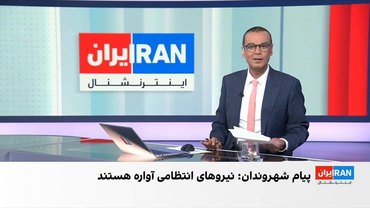@ايران اينترنشنال: پیامهای شهروندان به ایراناینترنشنال حاکی است نیروهای انتظامی جمهوری اسلامی، هفتهها پس از برقراری آتشبس، همچنان خارج از مقرهای نظامی مستقر هستند. برخی از گزارشهای مردمی از استقرار این نیروها در اص