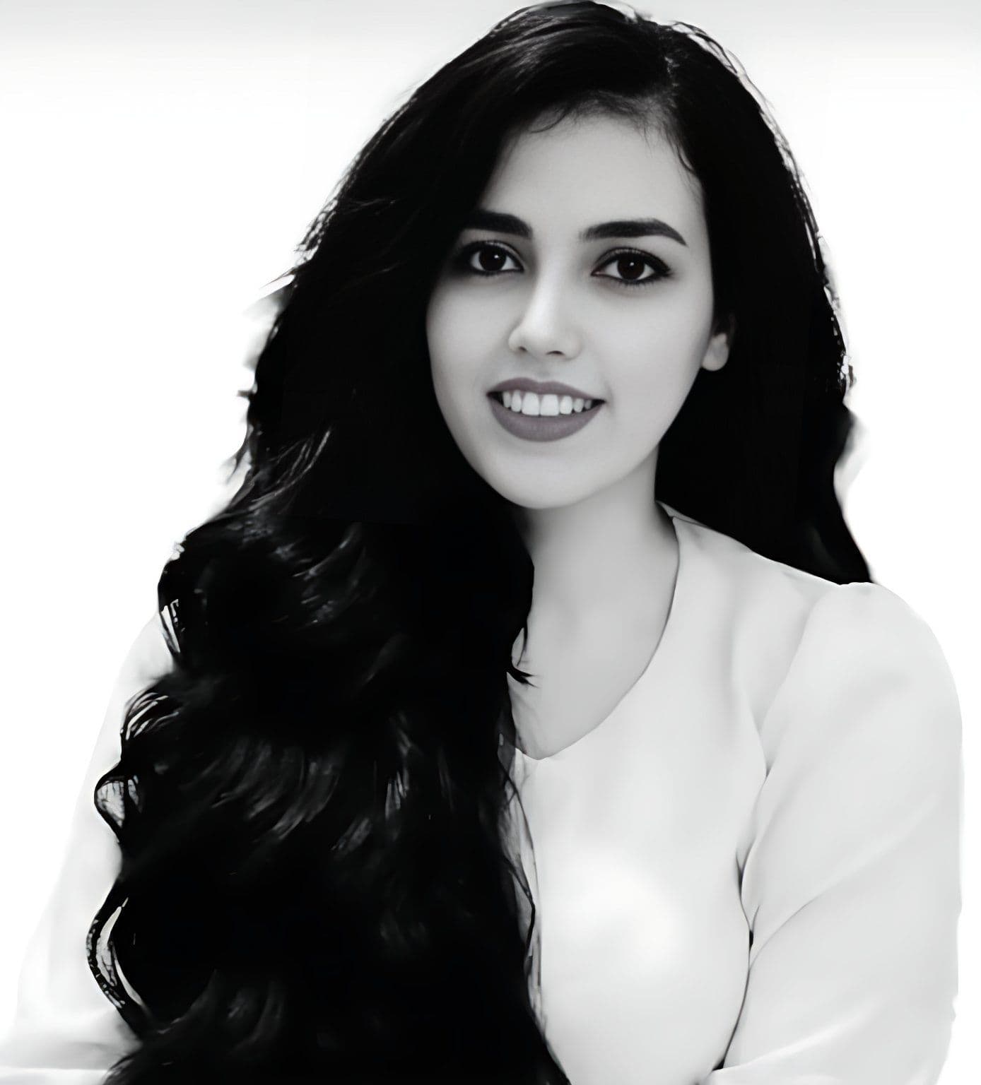 @✡︎𝐋𝐢𝐯𝐞𝐈𝐫𝐚𝐧𝐍𝐞𝐰𝐬🇮🇷🇮🇱: 🚨Don’t stop talking about Iran
Her sister begged her to come back home.
But Fahimeh took off her scarf to wrap the wounded leg of a stranger who had become her brother in the streets that night. She