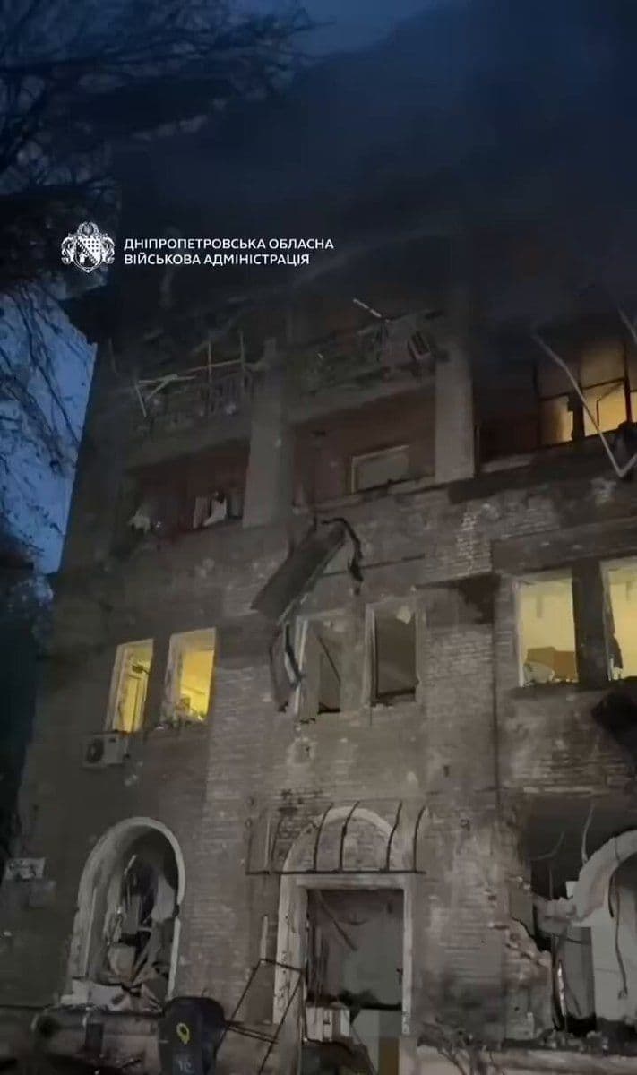 @✡︎𝐋𝐢𝐯𝐞𝐈𝐫𝐚𝐧𝐍𝐞𝐰𝐬🇮🇷🇮🇱: ⚡🇺🇦🇷🇺روسیه طی شب گذشته حملات گستردهای با پهپادهای انتحاری، موشکهای بالستیک و موشکهای کروز علیه شهر دنیپرو اوکراین انجام داد./براساس گزارشها، صدای چندین انفجار در دنیپرو شنیده شده و این حملات ب