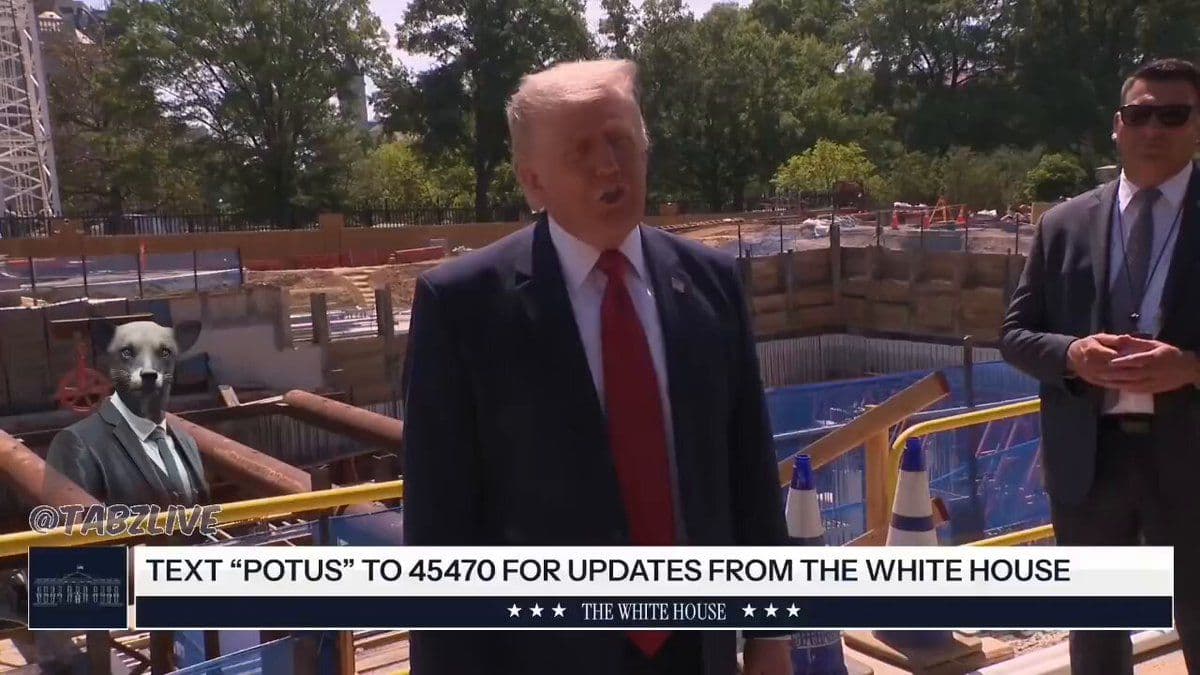 @✡︎𝐋𝐢𝐯𝐞𝐈𝐫𝐚𝐧𝐍𝐞𝐰𝐬🇮🇷🇮🇱: ⚡🇺🇸🦀پرزیدنت ترامپ: تنگه هرمز متعلق به رژیم تروریستی جمهوری اسلامی نیست/پرزیدنت ترامپ در اظهاراتی تازه تاکید کرد تنگه هرمز آبراهی بینالمللی است و رژیم تروریستی جمهوری اسلامی مالک آن نیست.
رئیسجمهو