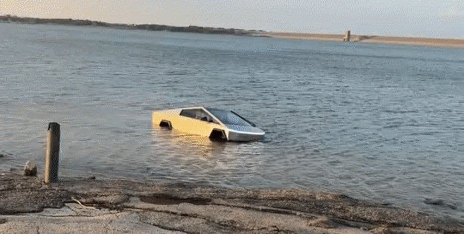 @Open Source Intel: WILD 🔴
A Texas man intentionally drove his Tesla Cybertruck into Grapevine Lake to test the vehicle's "Wade Mode" feature. The truck became disabled and partially submerged. Grapevine Fire Departme
