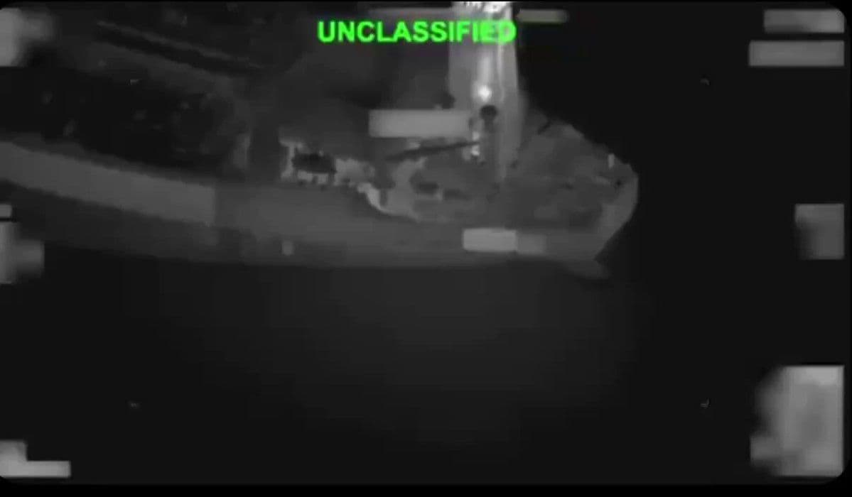 @Open Source Intel: JUST IN 🔴
CENTCOM says U.S. forces disabled the Botswana flagged tanker M/T Lexie after it ignored repeated warnings while heading toward Iran’s Kharg Island.
A Hellfire missile struck the vessel’s