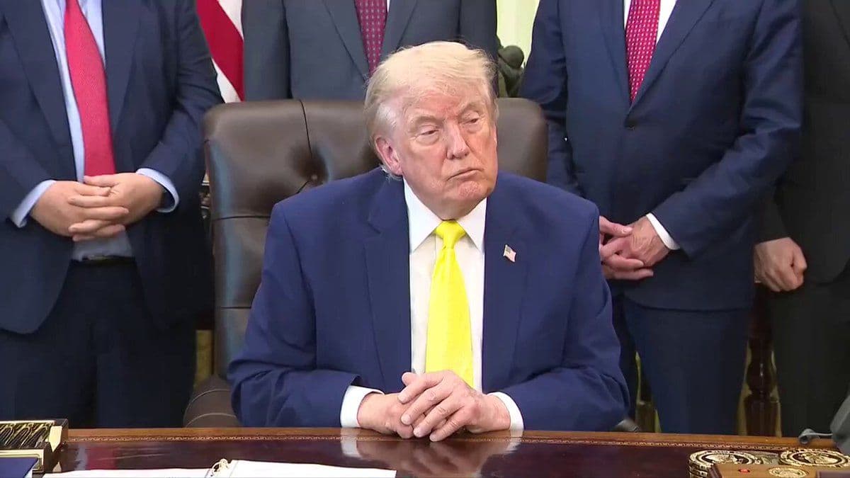 @Open Source Intel: Q: Is killing US troops your red line for ending the ceasefire?
TRUMP: If they killed?
Q: US troops
TRUMP: What does that mean?
Q: That you would restart the war with Iran if they killed US troops
