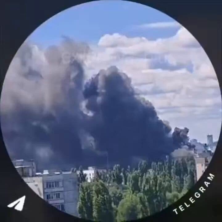 @✡︎𝐋𝐢𝐯𝐞𝐈𝐫𝐚𝐧𝐍𝐞𝐰𝐬🇮🇷🇮🇱: ⚡🇺🇦🇷🇺Ukraine targeted a large assembly facility deep in Russian territory with Storm Shadow cruise missiles/According to this report, the Armed Forces of Ukraine successfully struck a major assemb