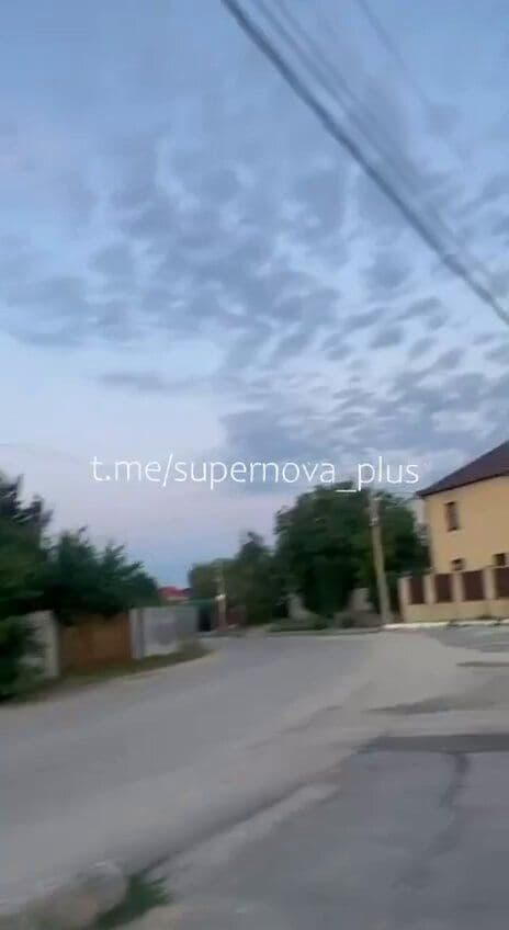 @Babak Taghvaee - The Crisis Watch: BREAKING: Impressive work by the Ukrainian-made Firepoint FP-5 Flamingo long-range cruise missile in Russia this morning.
Early this morning, a Firepoint FP-5 Flamingo long-range cruise missile launc