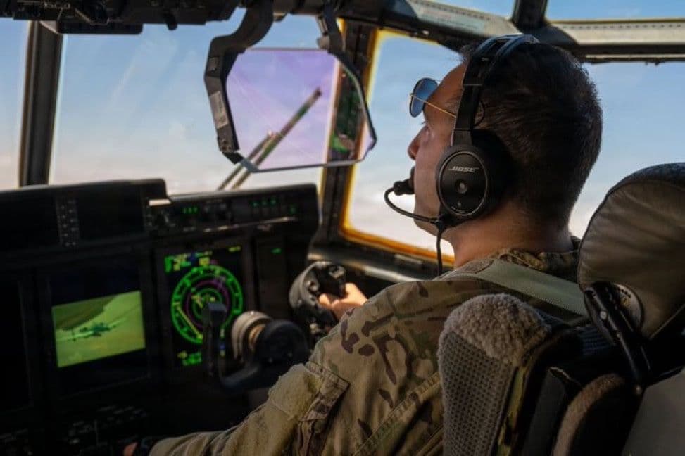 @Open Source Intel: U.S. Central Command (CENTCOM):
"A U.S. Air Force HC-130J Combat King II provides fuel for several A-10C attack aircraft. Aerial refueling allows aircraft to operate for extended periods of time."
