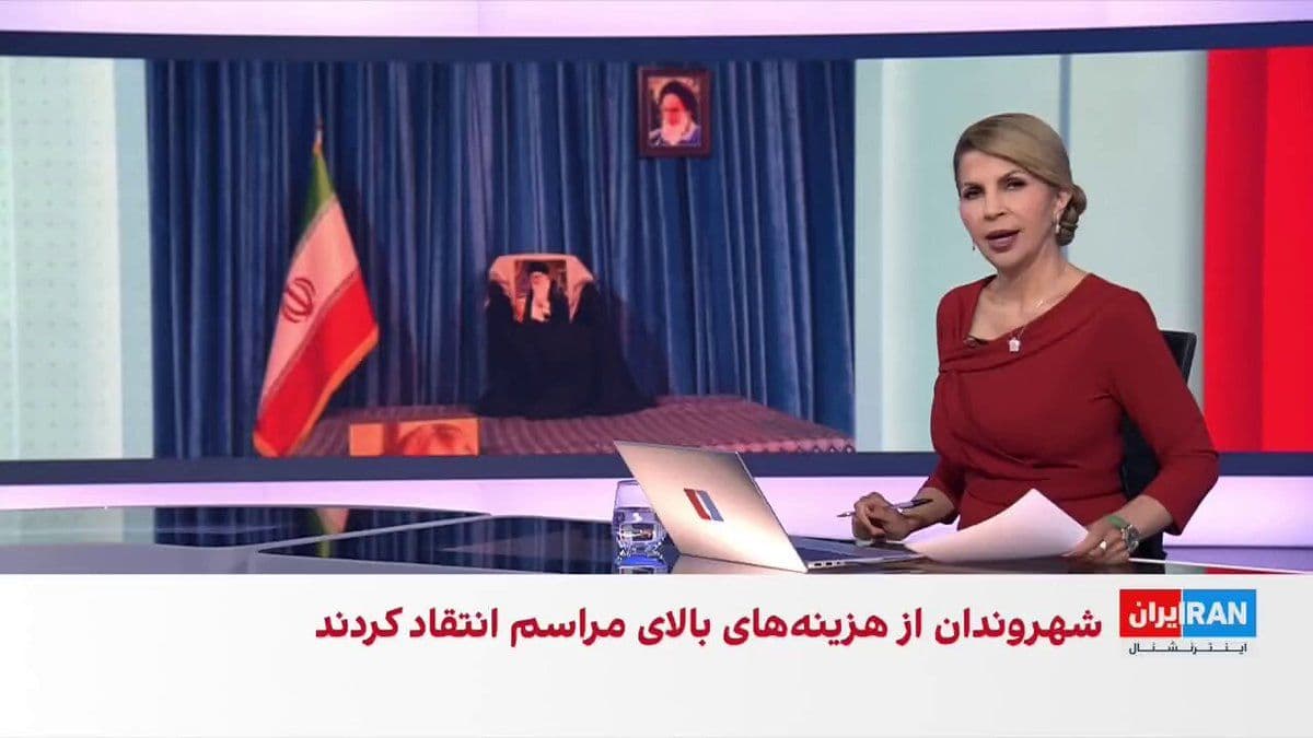 @ايران اينترنشنال: برگزاری مراسم تشییع جنازه علی خامنهای با واکنش مخاطبان ایراناینترنشنال روبهرو شده است. شهروندان در پیامهای خود به هزینههای بالای برگزاری مراسم، تعطیلی کشور، فشار برای حضور کارمندان و توزیع غذا و