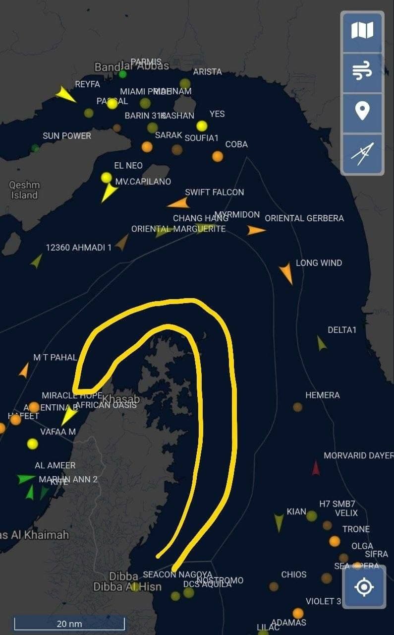@✡︎𝐋𝐢𝐯𝐞𝐈𝐫𝐚𝐧𝐍𝐞𝐰𝐬🇮🇷🇮🇱: ⚡☢️🇴🇲🦀تهدید دریایی رژیم در تنگه هرمز مسیر عبور کشتیها را تغییر داد/بر اساس گزارشهای دریایی، نیروهای وابسته به گروه تروریستی سپاه پاسداران از طریق کانالهای ارتباطی به کشتیهای در حال عبور از مسیر