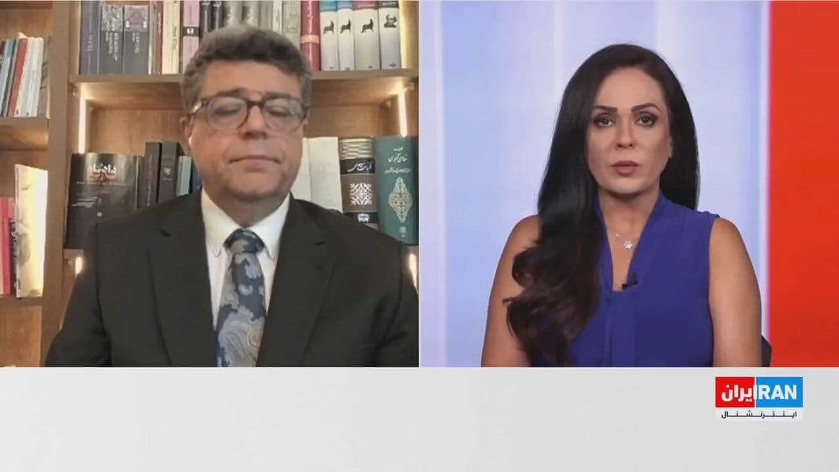 @ايران اينترنشنال: جمشید برزگر، روزنامهنگار و تحلیلگر سیاسی، درباره انتصاب فرمانده جدید نیروی دریایی سپاه گفت: «تغییرات و جابهجاییهایی که در ساختار فرماندهی سپاه در حال انجام است، از روندهای متعارف گذشته پیروی نمیک