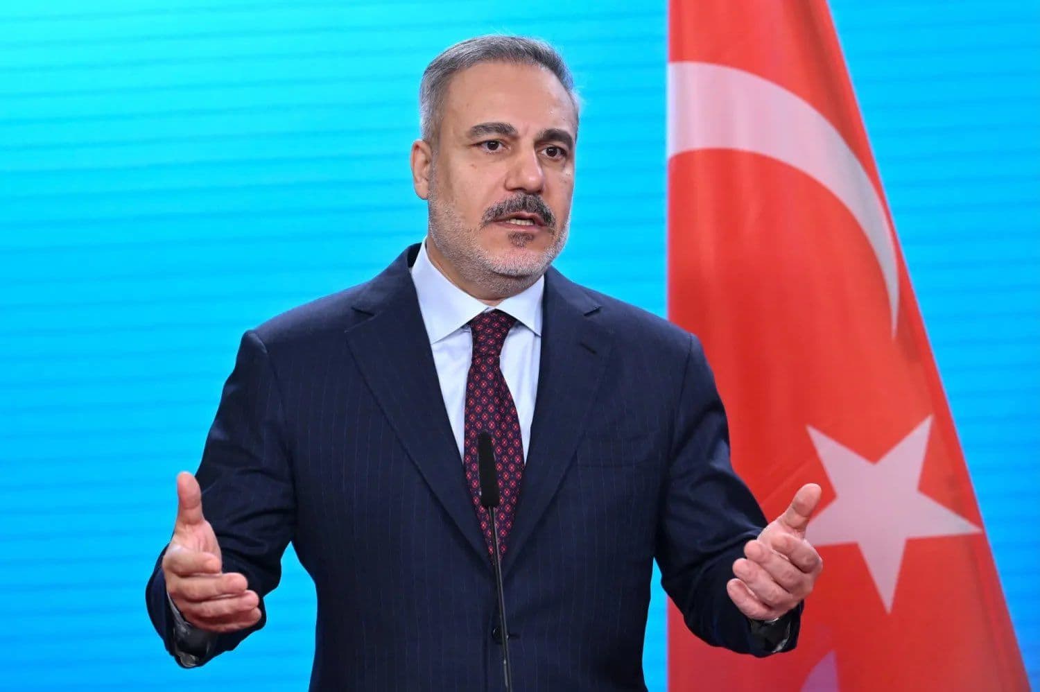 @Open Source Intel: Turkish FM Hakan Fidan says the U.S. and Iran ceasefire remains in effect and both sides want a peace agreement.
He added that the Strait of Hormuz dispute was the result of a “misunderstanding” afte