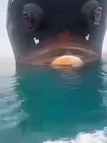 @Open Source Intel: The St. Kitts and Nevis flagged bulk carrier LUNI (IMO 9070711) split apart and partially sank near the Strait of Hormuz off Bandar Abbas on Tuesday after sustaining catastrophic hull damage.
The ves
