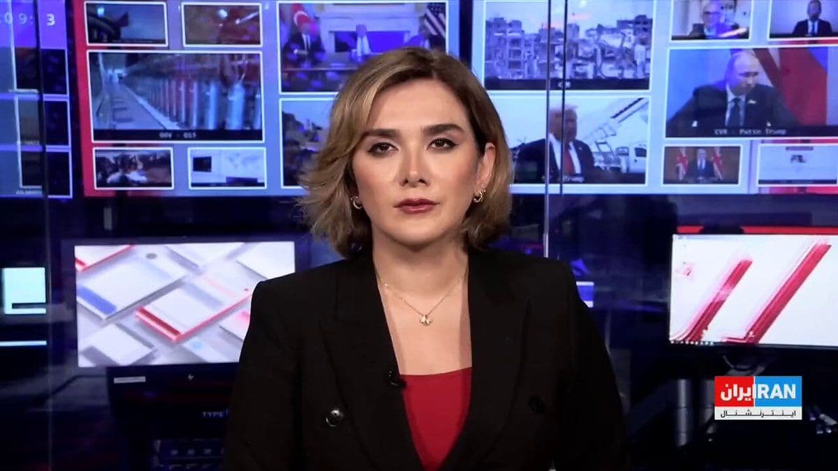 @ايران اينترنشنال: اکسیوس گزارش داد دونالد ترامپ در اتاق وضعیت کاخ سفید جلسهای درباره گسترش عملیات نظامی علیه ایران برگزار کرد؛ عملیاتی که به نوشته این رسانه، دامنهای فراتر از حملات کنونی در اطراف تنگه هرمز دارد. ترام