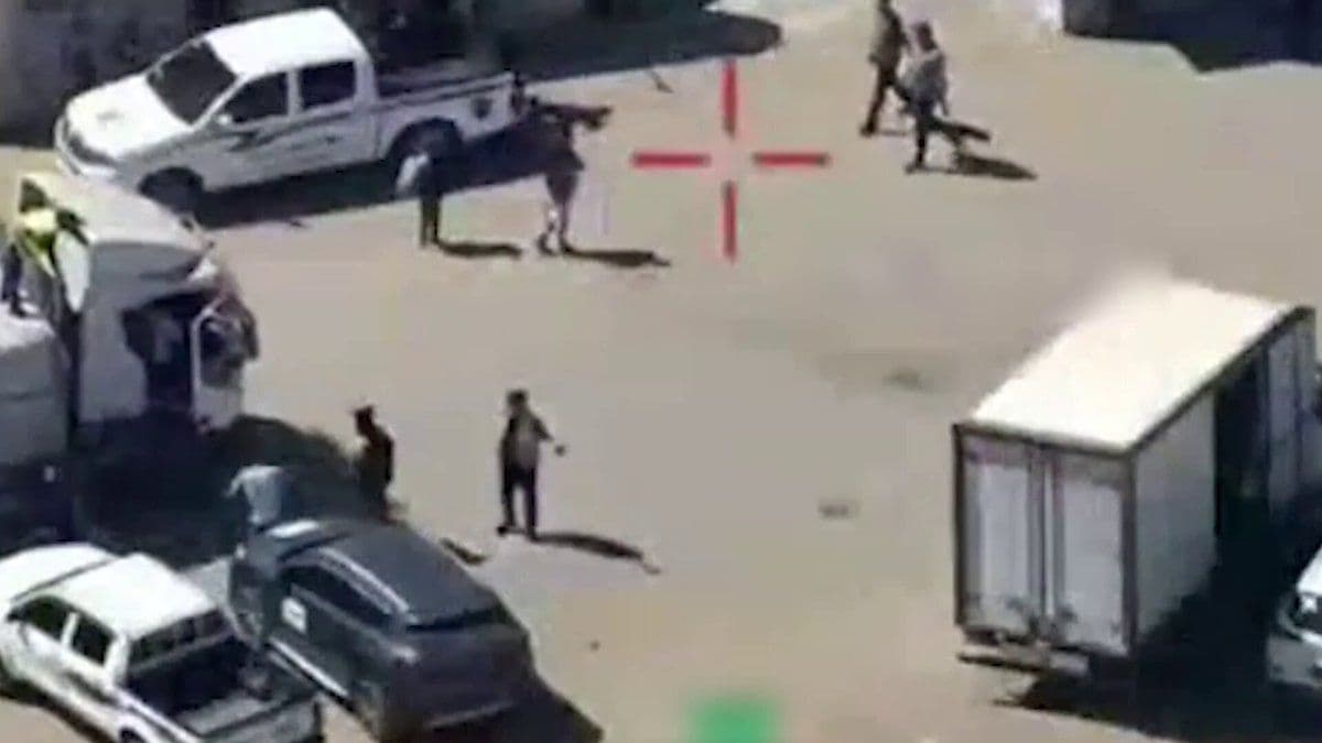 @Open Source Intel: Several armed Palestinian Islamic Jihad operatives and other gunmen were killed in a southern Gaza strike yesterday, the IDF announced.
Paratroopers Brigade Reconnaissance Unit soldiers spotted the g